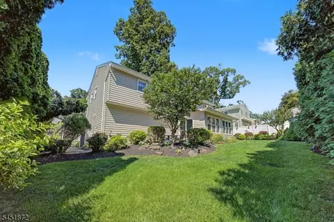 Exterior - 3 Rose Ct, Dover, NJ 07801 photo 6 of 7
