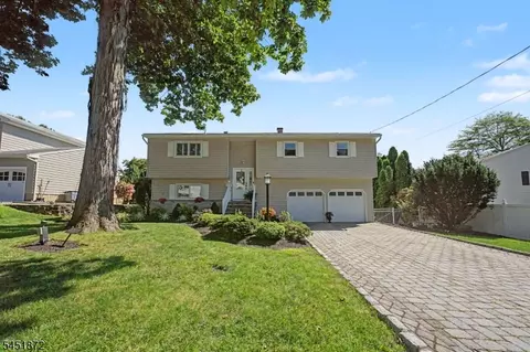 Exterior - 3 Rose Ct, Dover, NJ 07801 photo 5 of 7