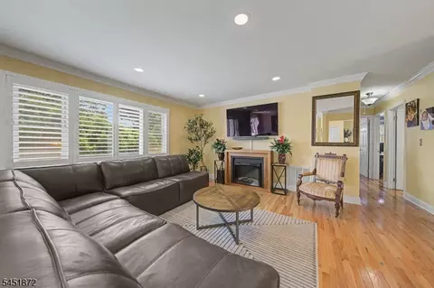 Living - 3 Rose Ct, Dover, NJ 07801 photo 1 of 1