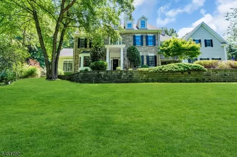 49 Parker Rd, Chester, NJ 07930