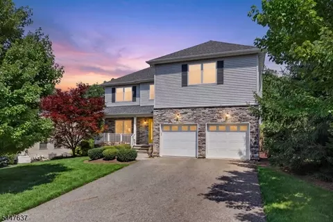 49 Haggerty Dr, West Orange, NJ 07052