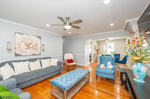 1136 Valley Rd #1A, Wayne, NJ 07470