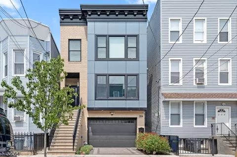 204 Bowers St, Jersey City, NJ 07307