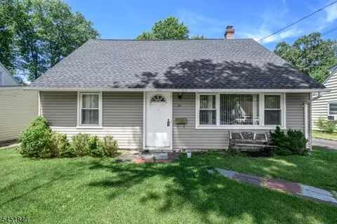 34 Hunterdon Rd, West Orange, NJ 07052