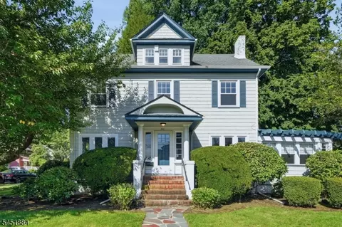 301 3rd St, Clifton, NJ 07011