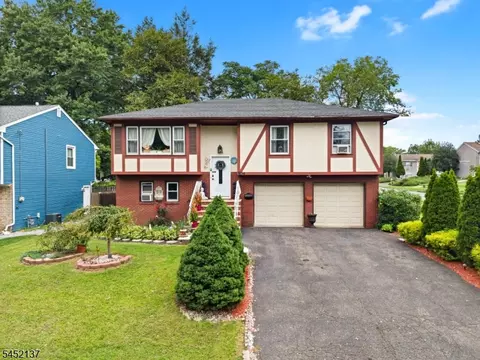 504 Walnut St, Roselle, NJ 07203