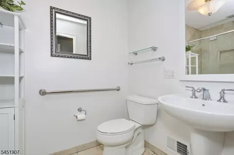 Bath - 14 Birdseye Cir, Wayne, NJ 07470 photo 1 of 7