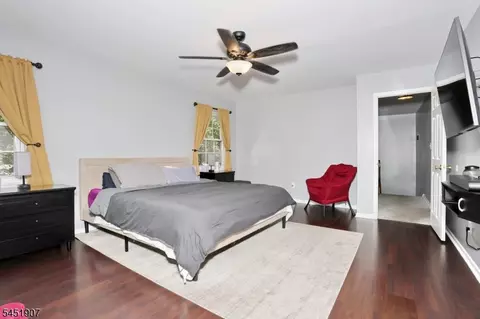 Bedroom - 14 Birdseye Cir, Wayne, NJ 07470 photo 1 of 4