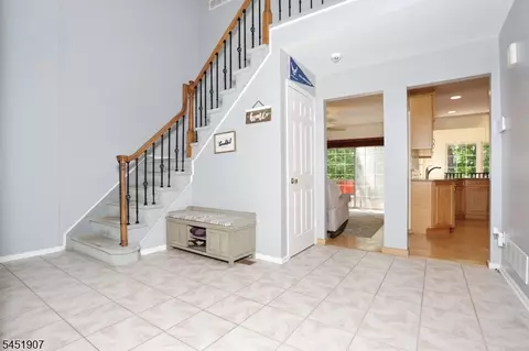 Entry Way - 14 Birdseye Cir, Wayne, NJ 07470 photo 1 of 2