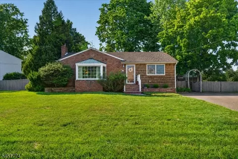 125 Randolph Ave, South Plainfield, NJ 07080
