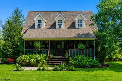 68 Birch Ridge Rd, Hardwick Twp, NJ 07825