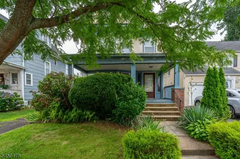 614 16 Bailey Ave, Elizabeth City, NJ 07208