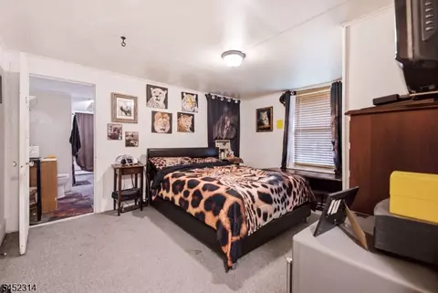Bedroom - 58-62 Nj Rte31 N Johnson Ave, Hampton, NJ 08827 photo 2 of 3
