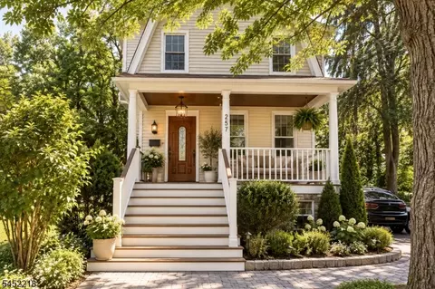 257 Epps Ave, Englewood, NJ 07631