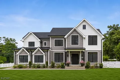 274 Hillside Ave, Livingston, NJ 07039