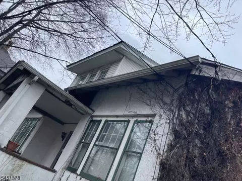 Exterior - 1008-10 E Front St, Plainfield, NJ 07062 photo 5 of 6