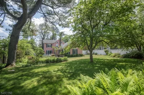 2 High St, Pottersville, NJ 07979
