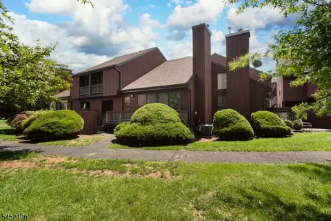 27 Bloomingdale Dr #3C, Hillsborough, NJ 08844