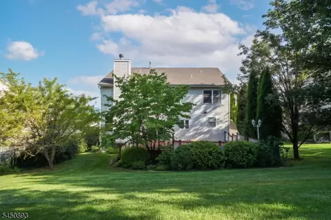 Exterior - 5 Pegasus Pl, Hackettstown, NJ 07840 photo 6 of 9