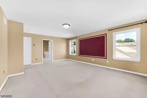 Bedroom - 5 Pegasus Pl, Hackettstown, NJ 07840 photo 2 of 5