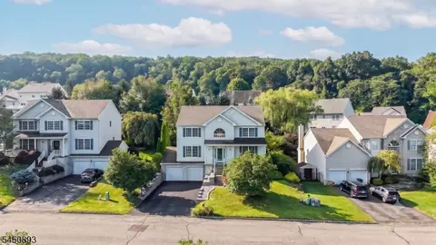 View/Area - 5 Pegasus Pl, Hackettstown, NJ 07840 photo 1 of 4