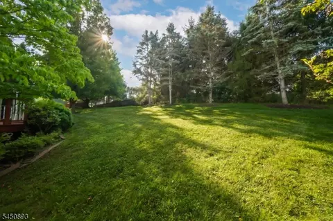 Exterior - 5 Pegasus Pl, Hackettstown, NJ 07840 photo 8 of 9