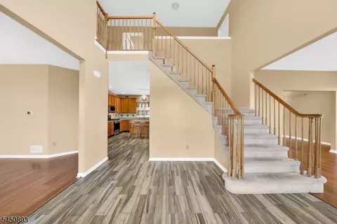 Entry Way - 5 Pegasus Pl, Hackettstown, NJ 07840 photo 1 of 3