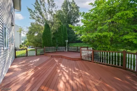 Exterior - 5 Pegasus Pl, Hackettstown, NJ 07840 photo 3 of 9