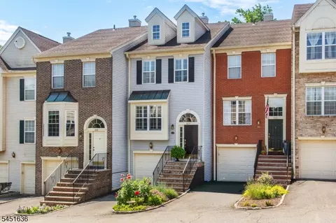 867 Alexandria Ct, Ramsey, NJ 07446