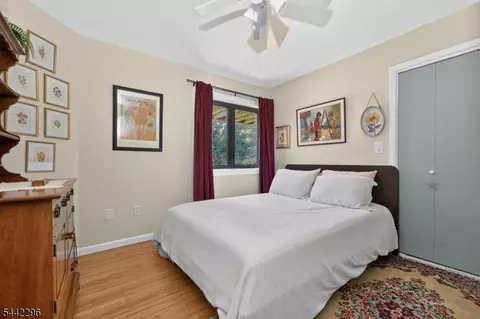Bedroom - 339 Hackett Rd, Hampton, NJ 08827 photo 3 of 4