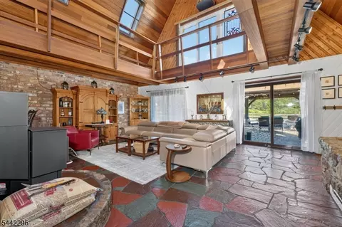 Living - 339 Hackett Rd, Hampton, NJ 08827 photo 1 of 4
