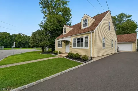 34 Hopson Ave, Little Falls Twp, NJ 07424