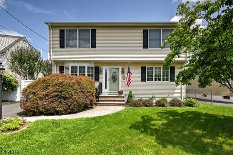 115 Olive Ave, Pompton Lakes, NJ 07442