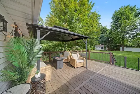 Exterior - 21 Struble Ln, Rockaway Twp, NJ 07866 photo 8 of 18
