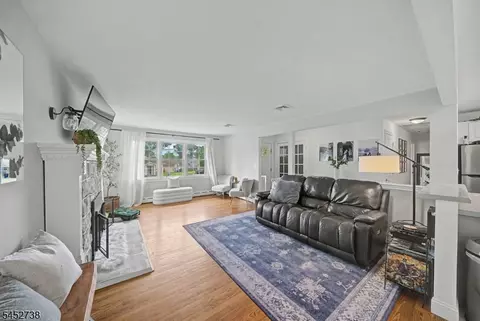 Living - 21 Struble Ln, Rockaway Twp, NJ 07866 photo 2 of 2