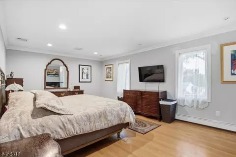 Bedroom - 203 Harwood Pl, Paramus, NJ 07652 photo 1 of 3