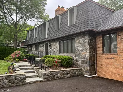 Exterior - 203 Harwood Pl, Paramus, NJ 07652 photo 3 of 9