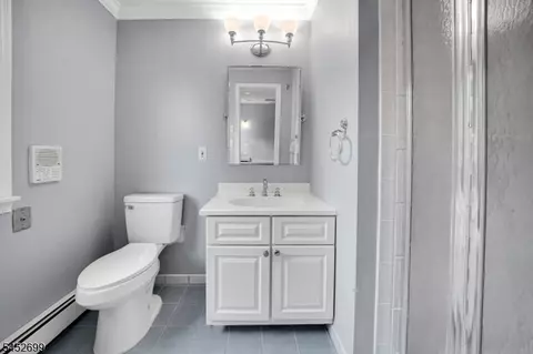 Bath - 20 Normandy Rd, Pine Brook, NJ 07058 photo 4 of 5