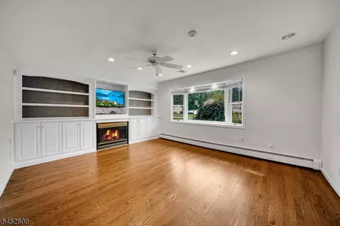 Living - 20 Normandy Rd, Pine Brook, NJ 07058 photo 5 of 9