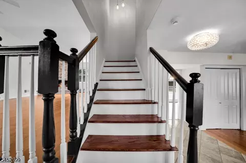 Entry Way - 20 Normandy Rd, Pine Brook, NJ 07058 photo 3 of 4