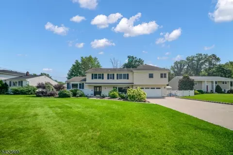 20 Normandy Rd, Pine Brook, NJ 07058