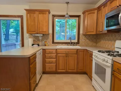 Kitchen - 154 Hillside Ave, Bridgewater, NJ 08807 photo 1 of 5