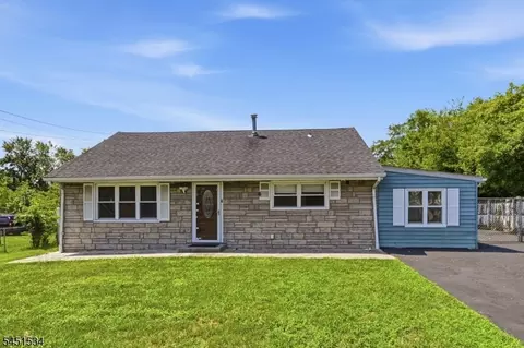 4 Rachel Ter, Piscataway, NJ 08854