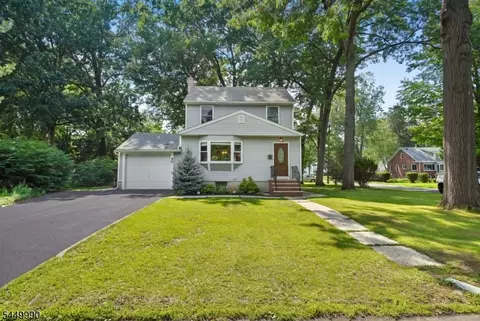 40 Carpenter Pl, Cranford, NJ 07016