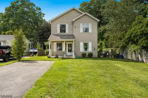 2 Elizabeth Pl, Denville, NJ 07834