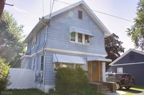 217 Drake Ave, Roselle, NJ 07203
