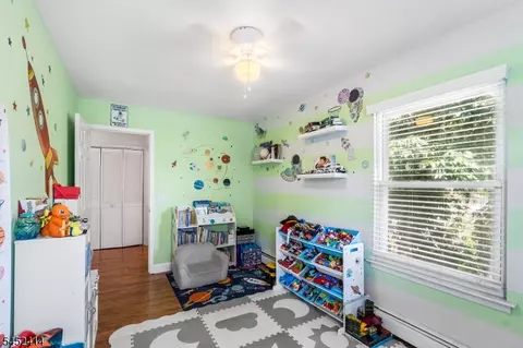 Bedroom - 422 E Front St # E, Plainfield, NJ 07060 photo 4 of 6