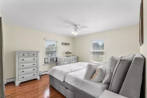 Bedroom - 422 E Front St # E, Plainfield, NJ 07060 photo 1 of 6