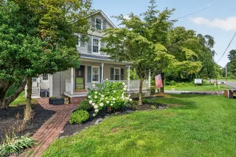 693 Amwell Rd, Hillsborough, NJ 08844