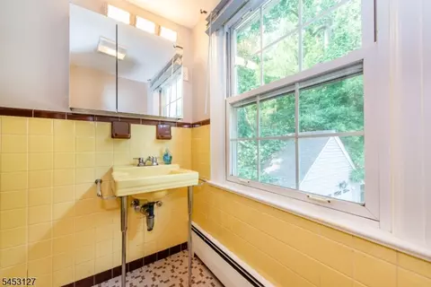 Bath - 1431 Alps Rd, Wayne, NJ 07470 photo 3 of 3